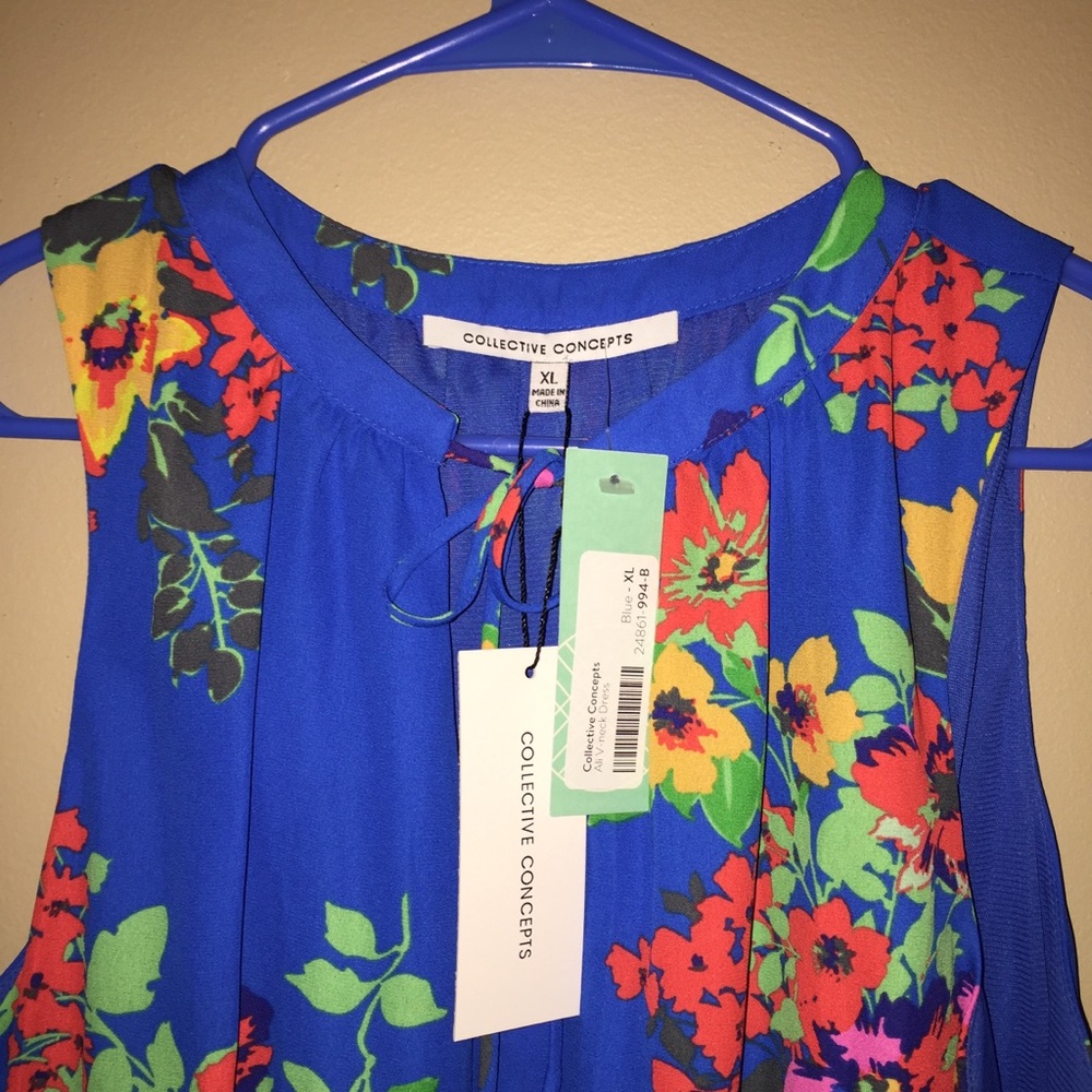 Blue XL- Ali V-neck dress by Collective Concepts